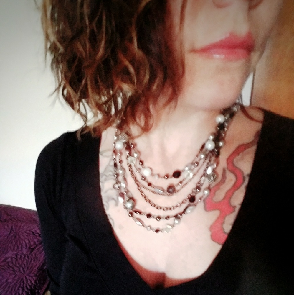 ❤Lia Sophia Elegant Necklace. ❤